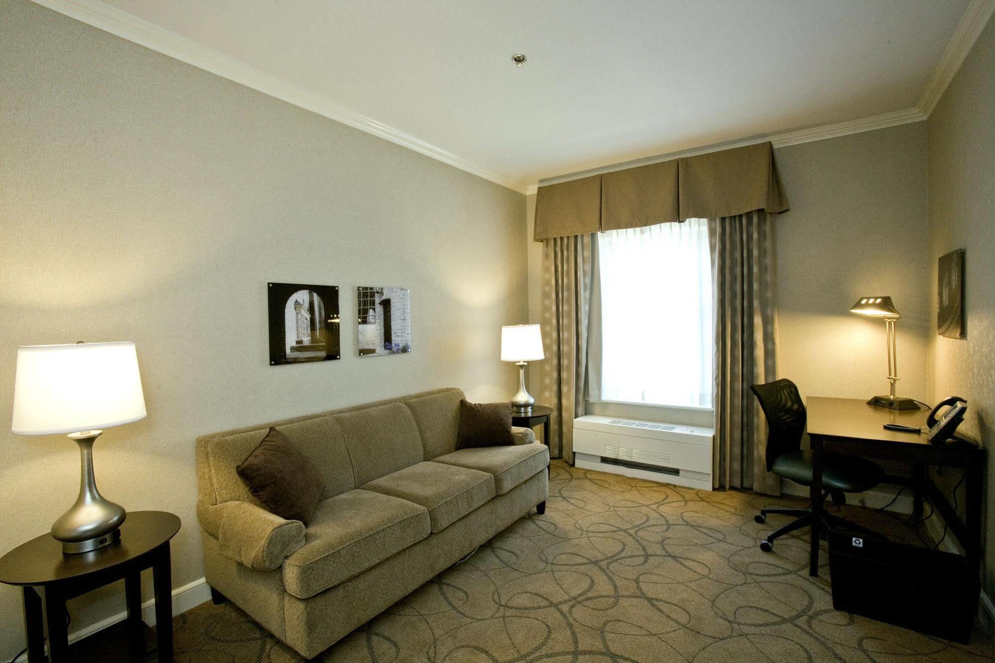 The Marcum Hotel & Conference Center อ็อกซ์ฟอร์ด ภายนอก รูปภาพ